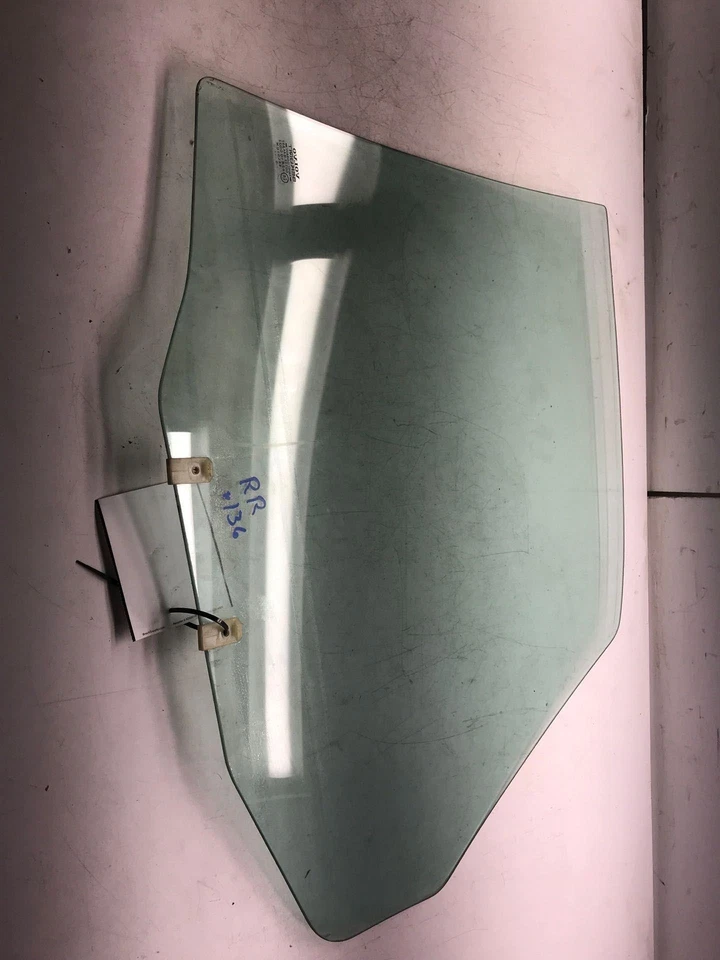 VOLVO S40 SERIE 40 2000-2004 puerta trasera ventana de vidrio pasajero derecho OEM Foto 4 de 4