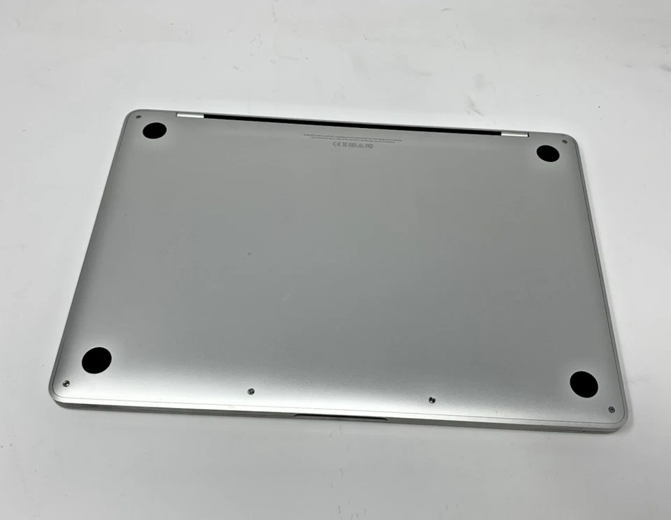 Apple MacBook Pro 2017 13" A1708 i5-7360U 2.3GHz 512GB SSD 16DDR3 Silver C/Dent - Image 3 of 4