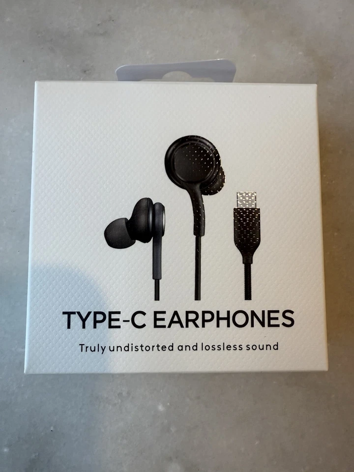 2 Pack USB C Wired Headphones for iPhone 16/16 Pro/16 Pro Max/17 Pro/Max - Image 2 of 4