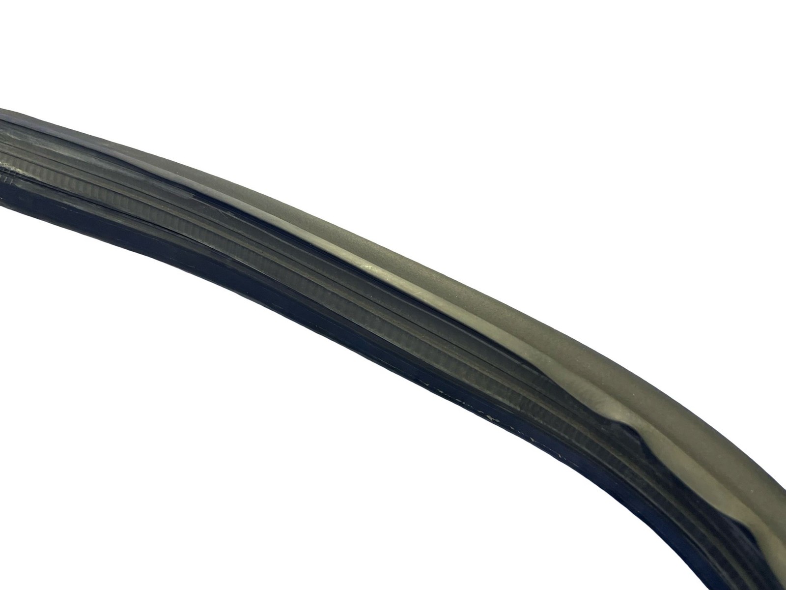 2018-2023 MCLAREN 720S FRONT WINDSHIELD GLASS WINDOW WEATHER STRIP SEAL RUBBER