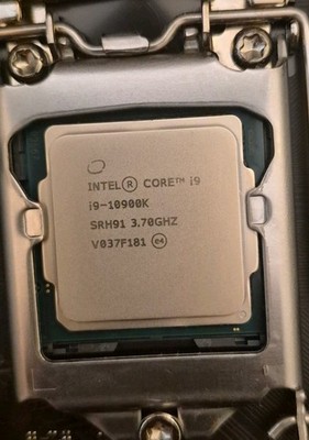 Intel Core i9-10900K 3.7GHz (5.3GHz Turbo) 10-Core LGA1200 Desktop Processor