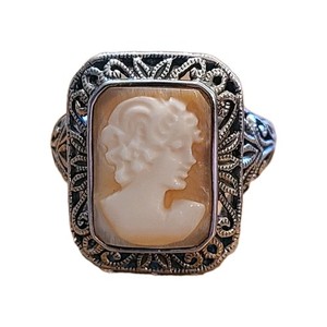 Vintage Sterling Silver Cameo Ring Size 8 Filligree