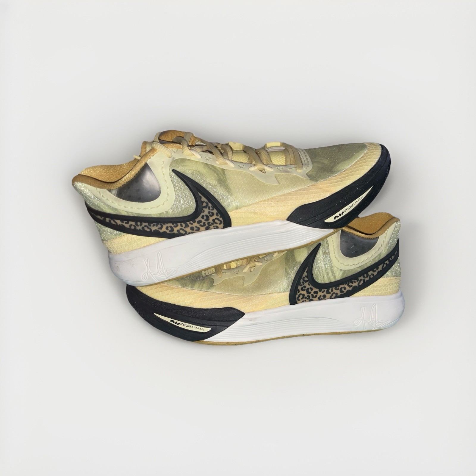SAOLA Nike Kyrie 8 Citron Tint Leopard taglia 11M nuove senza scatola