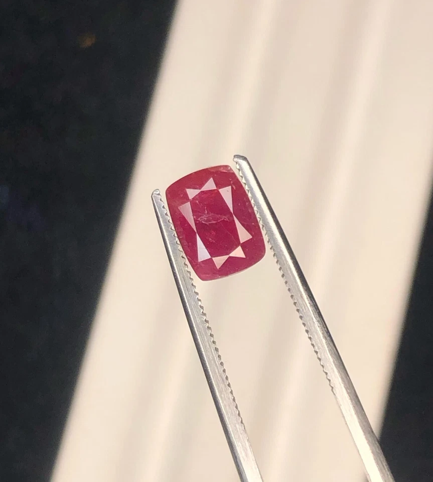 2.10 ct Top Quality Natural ruby loose gemstone From Afghanistan - Image 4 of 4