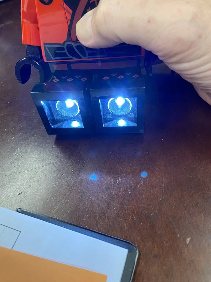 Rare Retired 2017 Lego Kai 20cm Red Ninjago Masters Of Spinjitzu LED Torch Light - Image 2 of 4