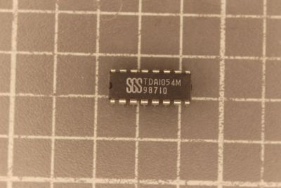 10 Stück neuer SGS IC TDA1054M