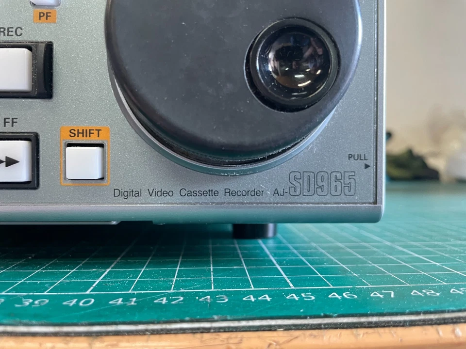 Panasonic AJ-SD965 | DVCPro 50 Videokassettenspieler | Videorekorder - Bild 4 von 4