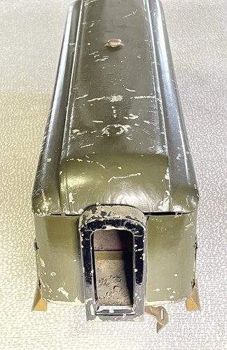 Pre-war Lionel Train Standard Gauge Parlor Car 18 Olive Green NY Central Lines - Picture 8 of 13