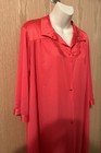 Vanity Fair Womens Nightgown Medium Pink Robe Long Sleeve Buttons Nylon  — photo 3