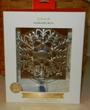 Hallmark 2021 Snowflake Premium Christmas Ornament 