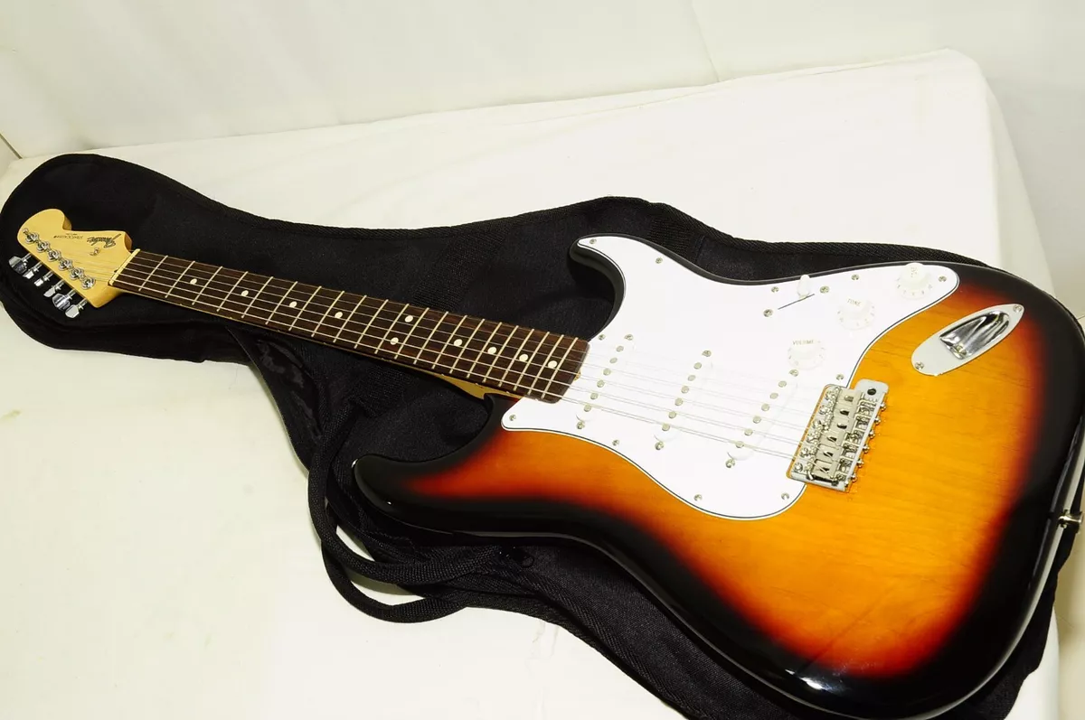 Fender Japan ST-45 3TS Stratocaster 2004~2006 Electric Guitar Ref. No 4813