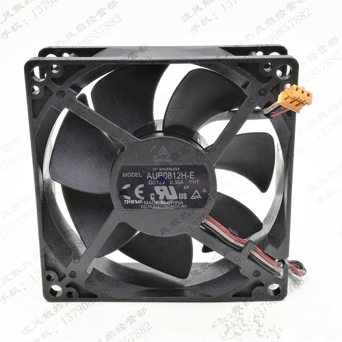 Delta AUB0812M-E Ventola di Raffreddamento Proiettore 80x80x25mm 12V 0.3A 3PIN # - Foto 1 di 3