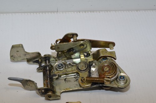 Porsche 911,912 Door Latch/ Lock Assembly (Passenger Side) 1980's Mint - Picture 7 of 7