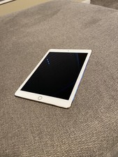 Apple iPad Pro (9.7-inch) A1673 128 GB, Wi-Fi, 9.7 in - Gold for