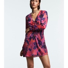 Zara Vibrant Floral Tropical V- Neck Long sleeves mini dress. Vacation. Resort