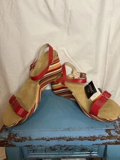 Vionic  Wedge Sandal Orthaheel Technology Jute Material Heel NWT Size 11 Red