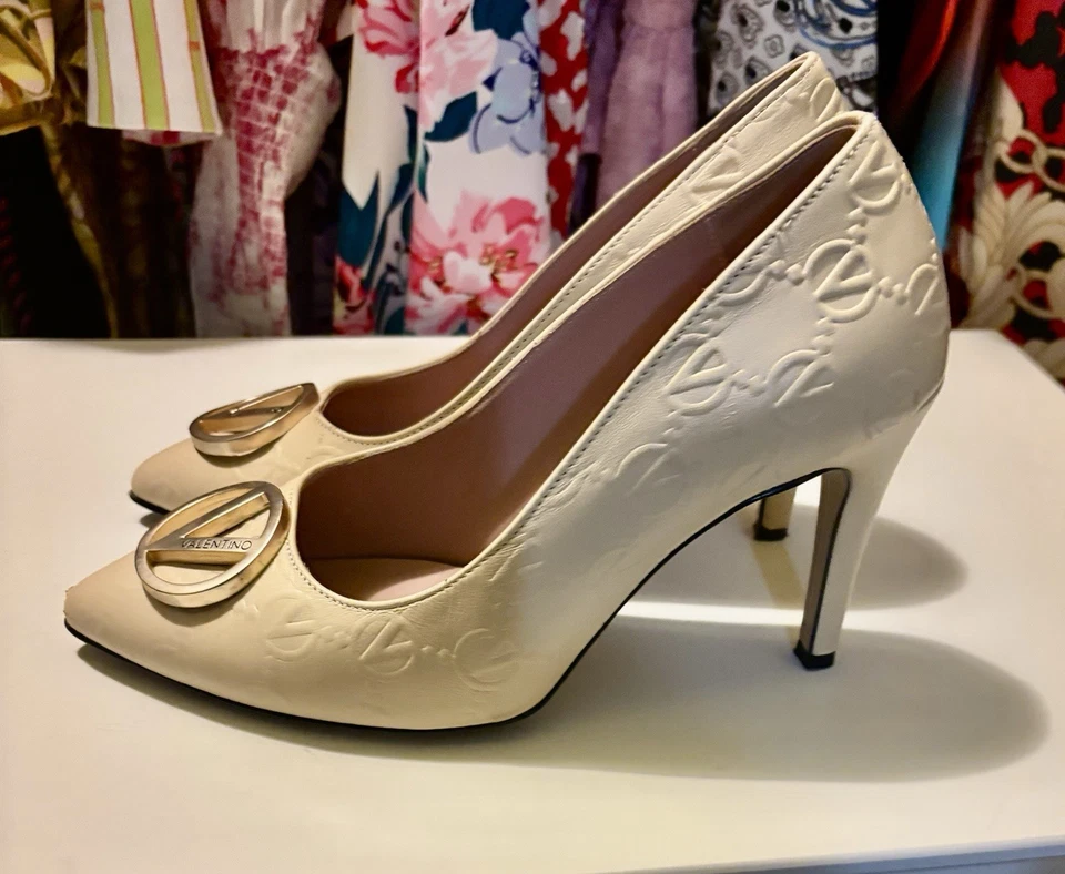 valentino zapatos mujer HECHO EN ITALIA TALLA 7 Color Mostaza Foto 3 de 4