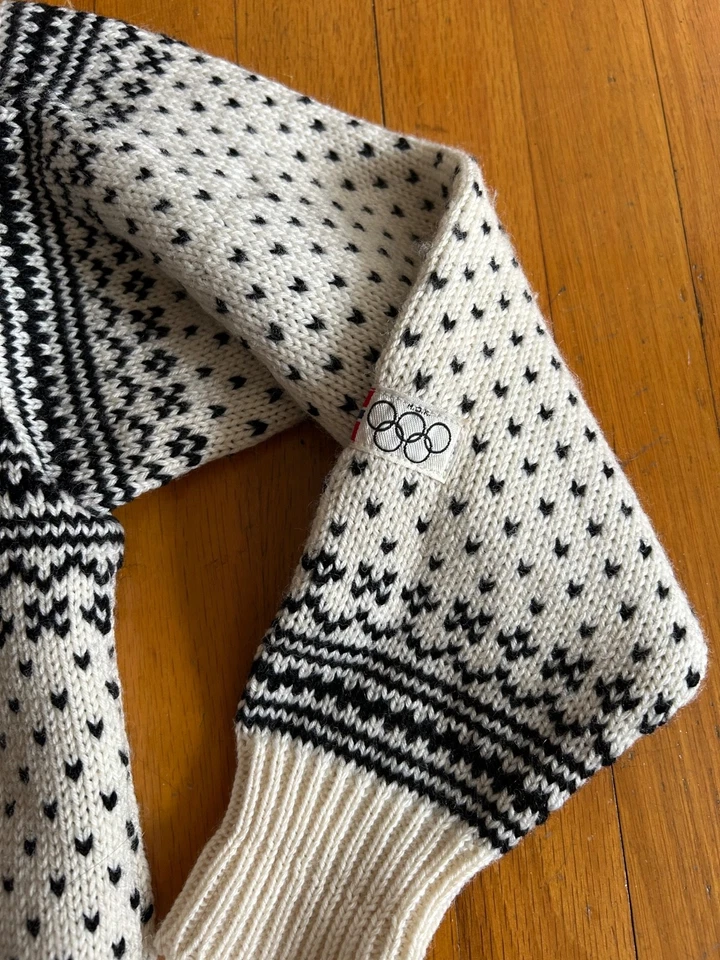 Vintage Dale of Norway Olympic Games Fair Isle Wool Knit Clasp Sweater SZ 36 XXS - Image 4 of 4
