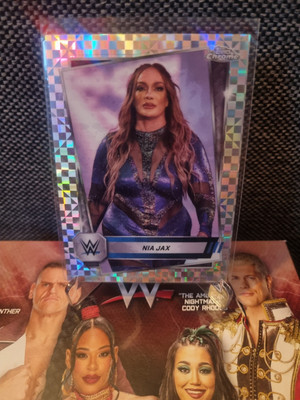 Nia Jax X-Fractor #175 2025 Topps Chrome WWE