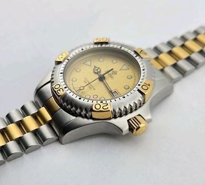 Zodiac Professional 200 Red Dot Vintage Diver Women's Watch Swiss