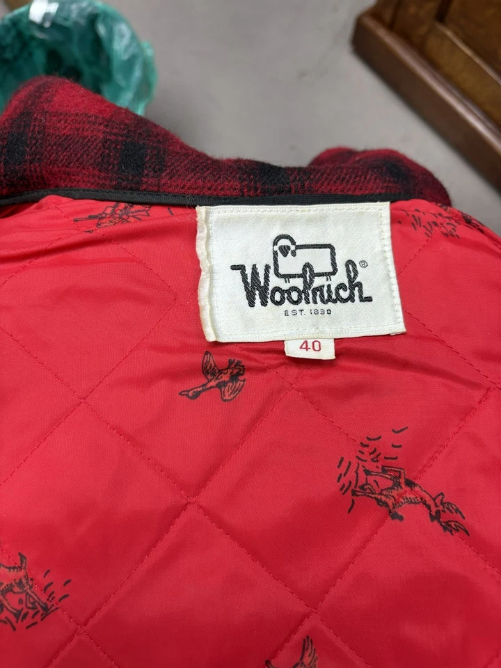 Vintage Men's Woolrich Woolen Mills Plaid Hunting Coat, Size 40, Excellent Cond - Image 3 of 4