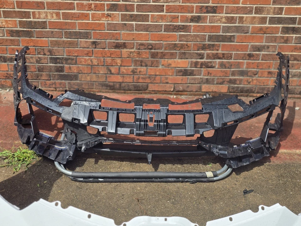 Parachoques delantero Lamborghini Huracan Evo Performante LP640, OEM, parte # 4T0807065B Foto 4 de 4