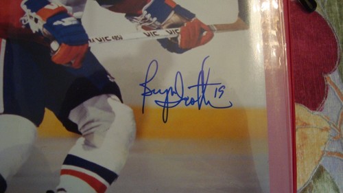 Bryan Trottier AUTOGRAPH 8 X10 Colour Photo New York Islanders - Picture 2 of 4