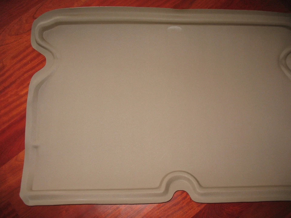 LUND Catch-All Xtreme Floor Cargo Mat 01-06 Chevy/GMC Yukon Sub 03-06 Escalade Foto 2 de 4