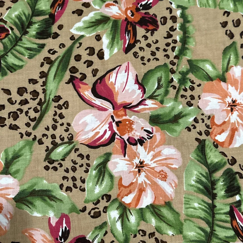 "Tela de mezcla de rayón estampada floral marrón coral flores hawaianas de 6 yardas 56"" de ancho" Foto 2 de 4