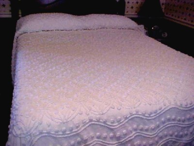 VTG Cabin Craft Chenille Bedspread White on White