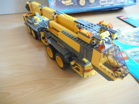 LEGO City Mobile Crane with Box (Lego No: 7249)