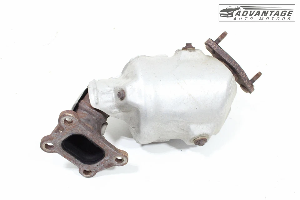 Chevy Blazer 2019-21 3,6 L tubo de escape delantero derecho y protector térmico OEM Foto 3 de 4