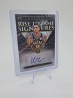 KYLE KUZMA 2025-26 TOPPS INCEPTION RISE TO FAME AUTO #RF-KK BUCKS