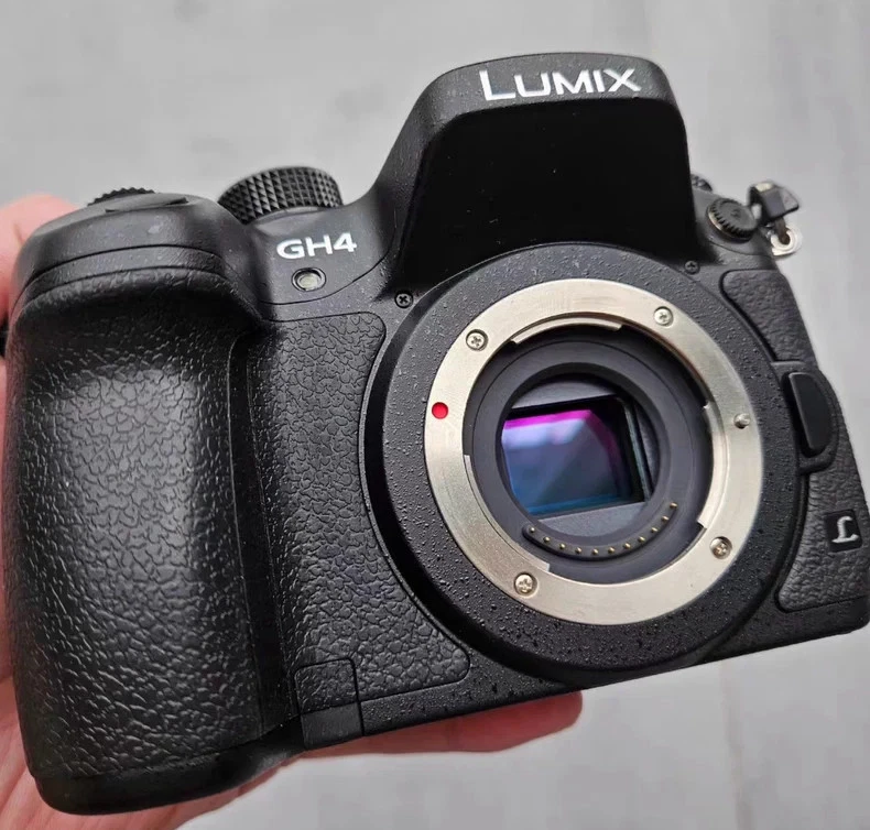 Panasonic LUMIX Panasonic Lumix GH4 Digital SLR Cameras for sale