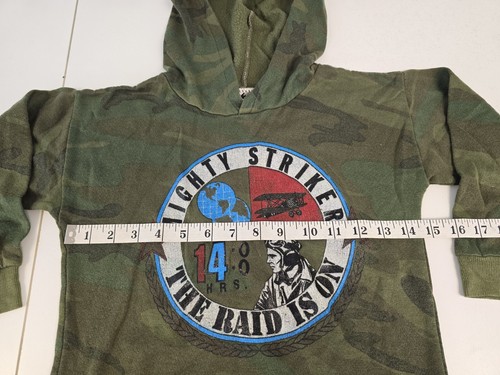 Vintage Boys size M 6-8 camo hoodie Pullover Graphic Print by Chillie Willie - Picture 4 of 7
