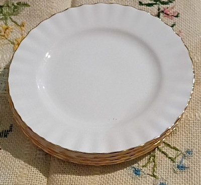 Royal Albert Val D'Or Bone China Round Plate White/Gold Rim England.  Set of 4