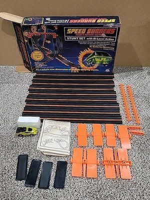 Vintage 1978 MEGO Corp Speed Burner Stunt Set With Bi-LevelAction Racing Playset