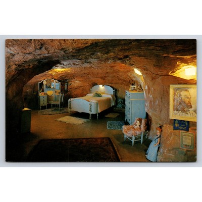 Moab Utah Hole N The Rock Home Cave Dwelling Roadside Attraction Postcard