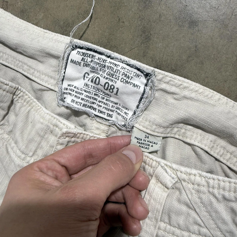 Pantalones utilitarios Guess vintage para hombre 34 blanco roto carga militar Macao años 90 Y2K Foto 2 de 4