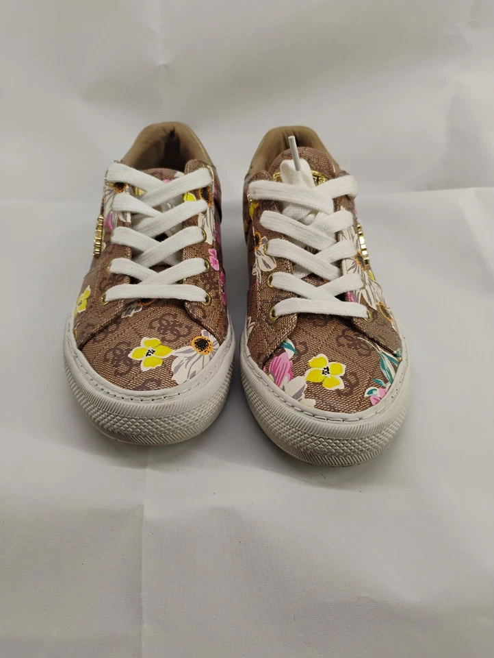 Tênis Guess Feminino Tecido GWLOVEN3 Multicolorido Floral com Cadarço Tamanho 7M - Imagem 3 de 4
