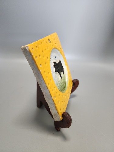 Vintage Small Wall Hanging Cow Plaque from 1982 4 1/4" Square - Picture 2 of 10