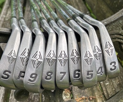 Spalding Top Flite Tour Irons Mid Size Regular Steel 3-SW