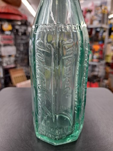 Vintage Taka Kola Teal Octagonal Sods Bottle. Old Dominion Beverage Corp. - Picture 2 of 10
