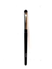 LAURA MERCIER SMUDGE BRUSH 4. 5"