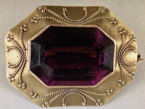 Nice Antique Victorian 10k Gold Large Amethyst Brooch Pin Octagonal Scrolled