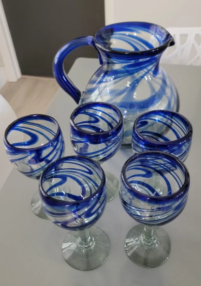 Jarra de vino/margarita 5 copas de vino/margaritas azul remolino jarra de 4,5 cuartos de galón Foto 3 de 4