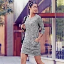 ATHLETA Destiny Techie Long Sleeve Tunic Dress with Pockets XS $98 Graphite Grey