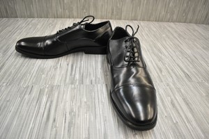 kenneth cole unlisted half time