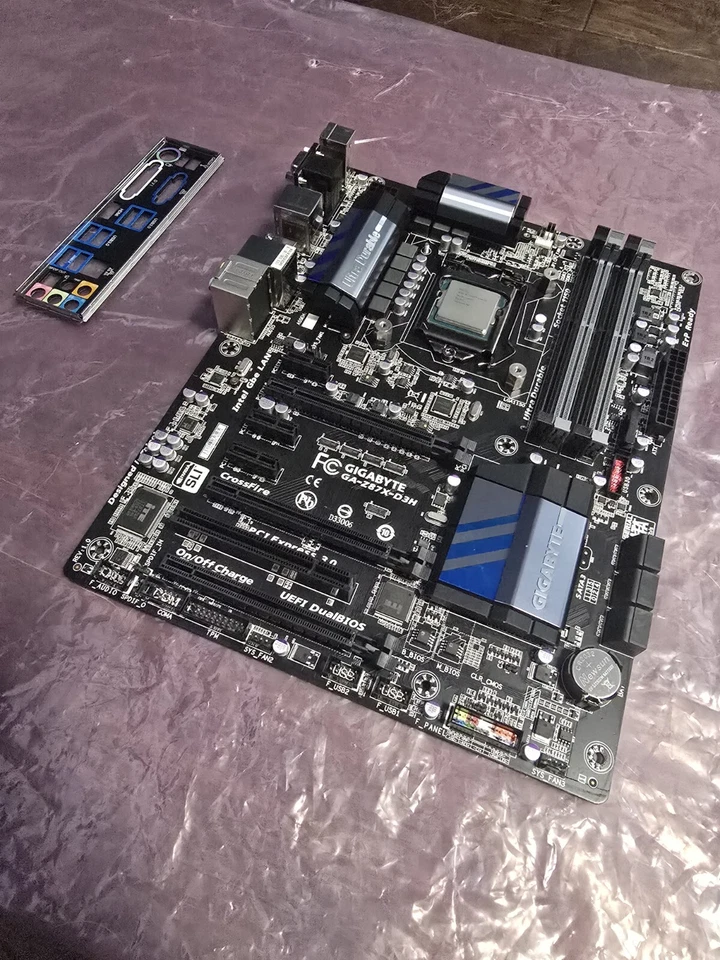 Gigabyte GA-Z87X-D3H mit i5-4670k - Bild 2 von 3