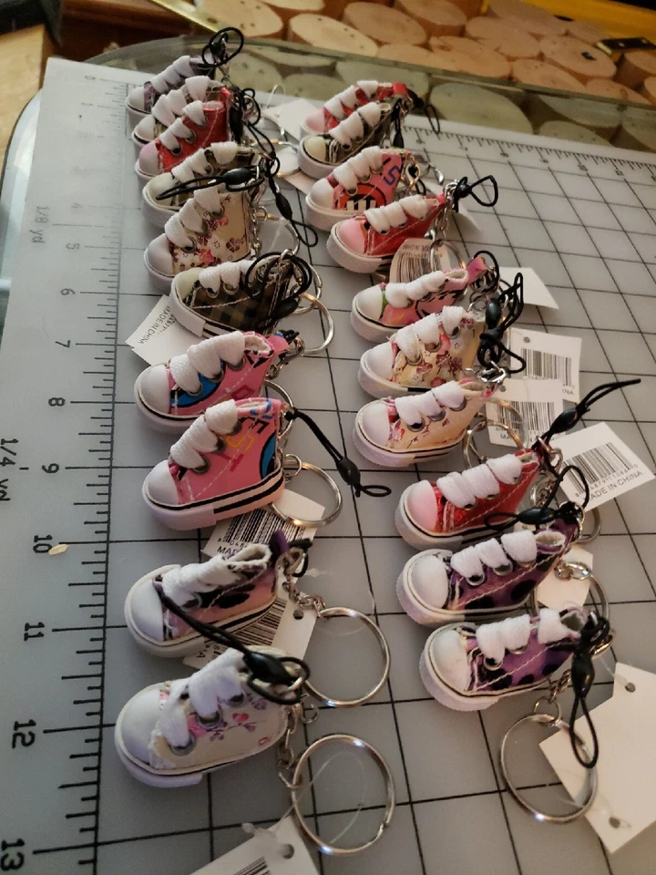 批量! 迷你运动鞋钥匙扣/鞋钥匙圈/迷你鞋钥匙扣/礼物 — 第 3/4 张图片